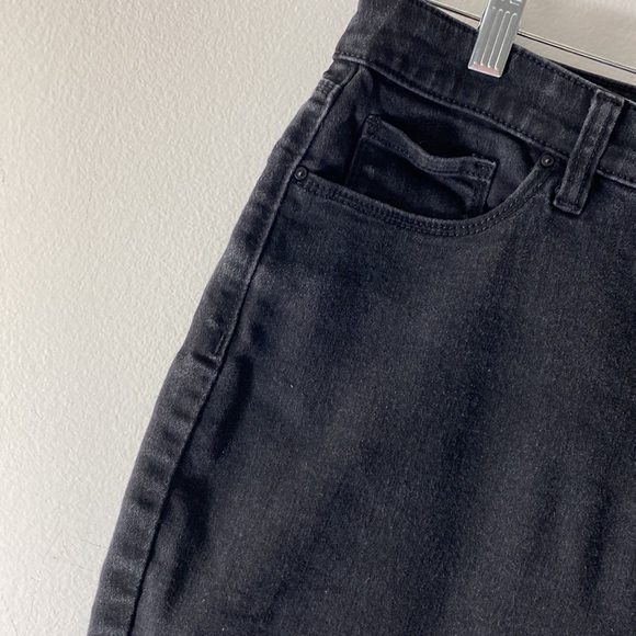 Style & Co | Black Curvy Skinny Leg Jeans Size 12 - Picture 12 of 16